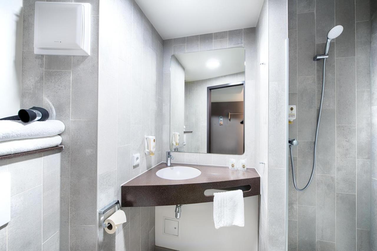 B&B Hotel ไอเซนัค ภายนอก รูปภาพ